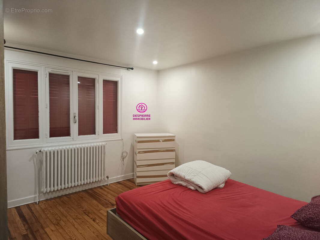 Maison à ROUSSILLON