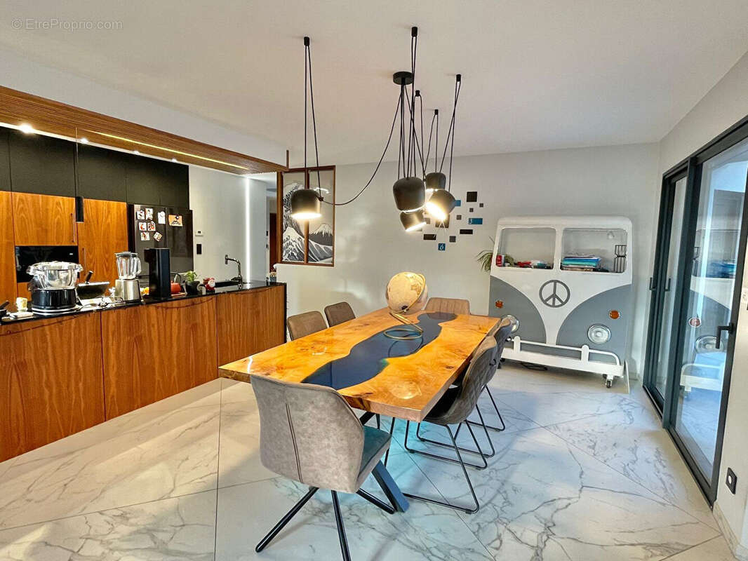 Maison à SAINT-CHEF