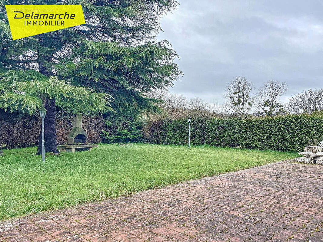 Commerce à AVRANCHES