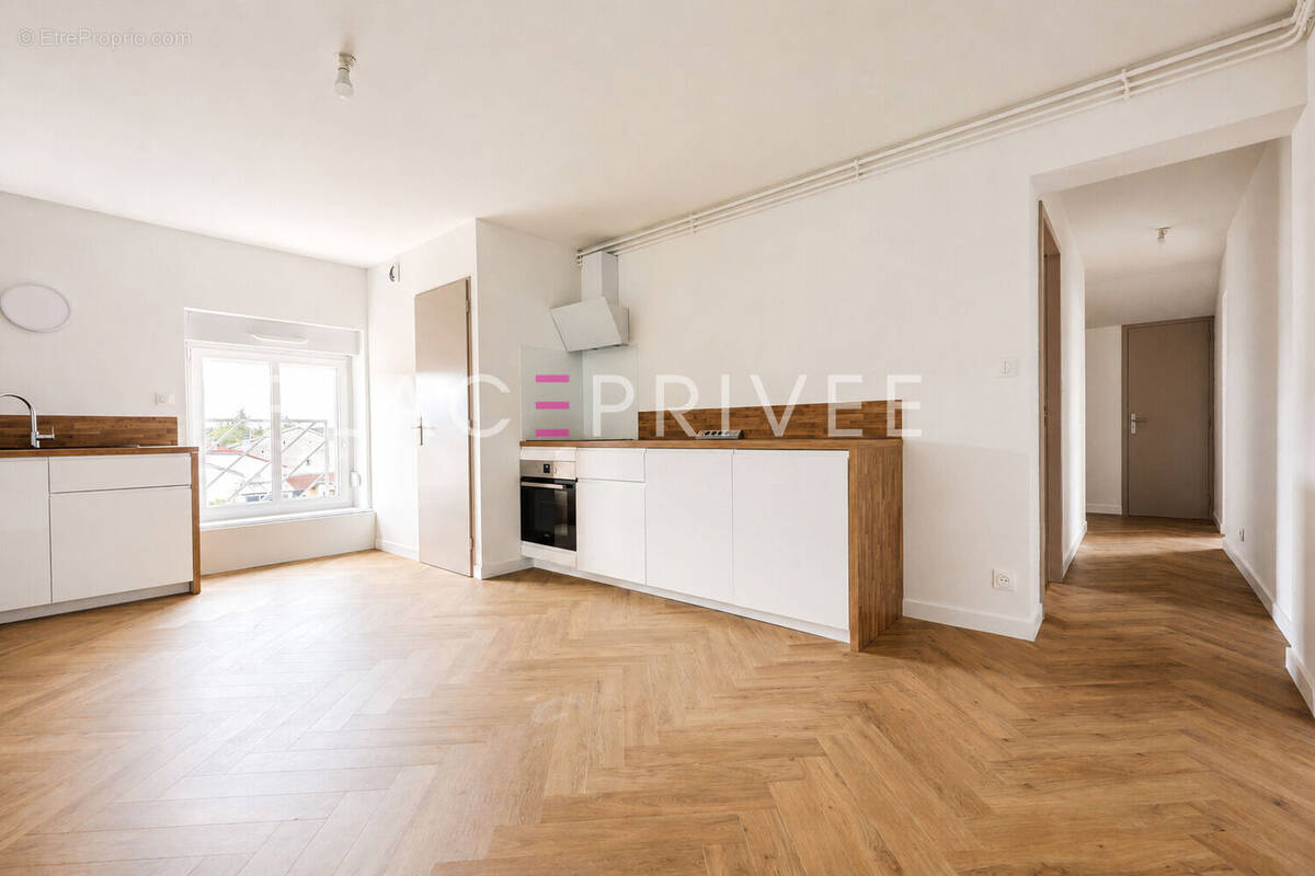 Appartement à DOGNEVILLE