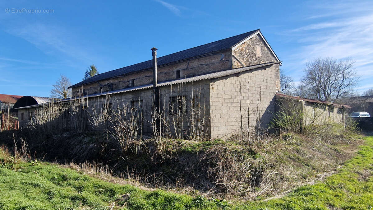 Maison à VIALA-DU-PAS-DE-JAUX