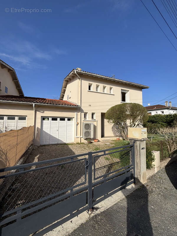 Maison à VILLENEUVE-SUR-LOT