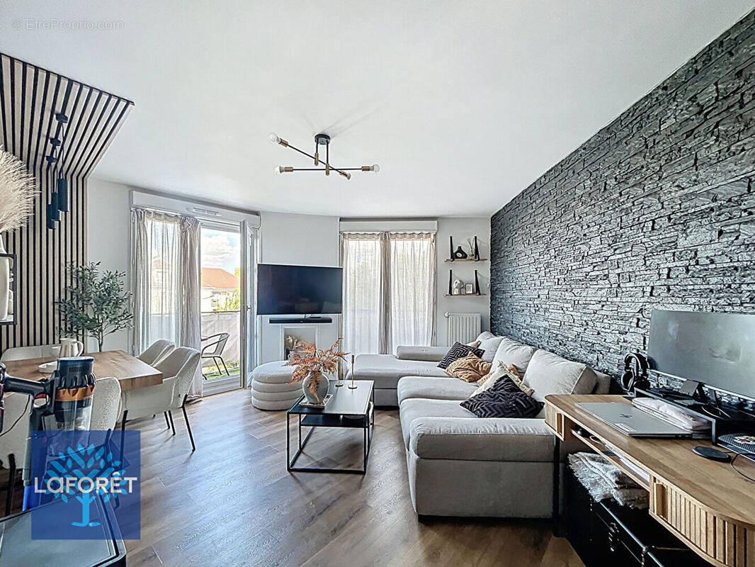 Appartement à NANDY