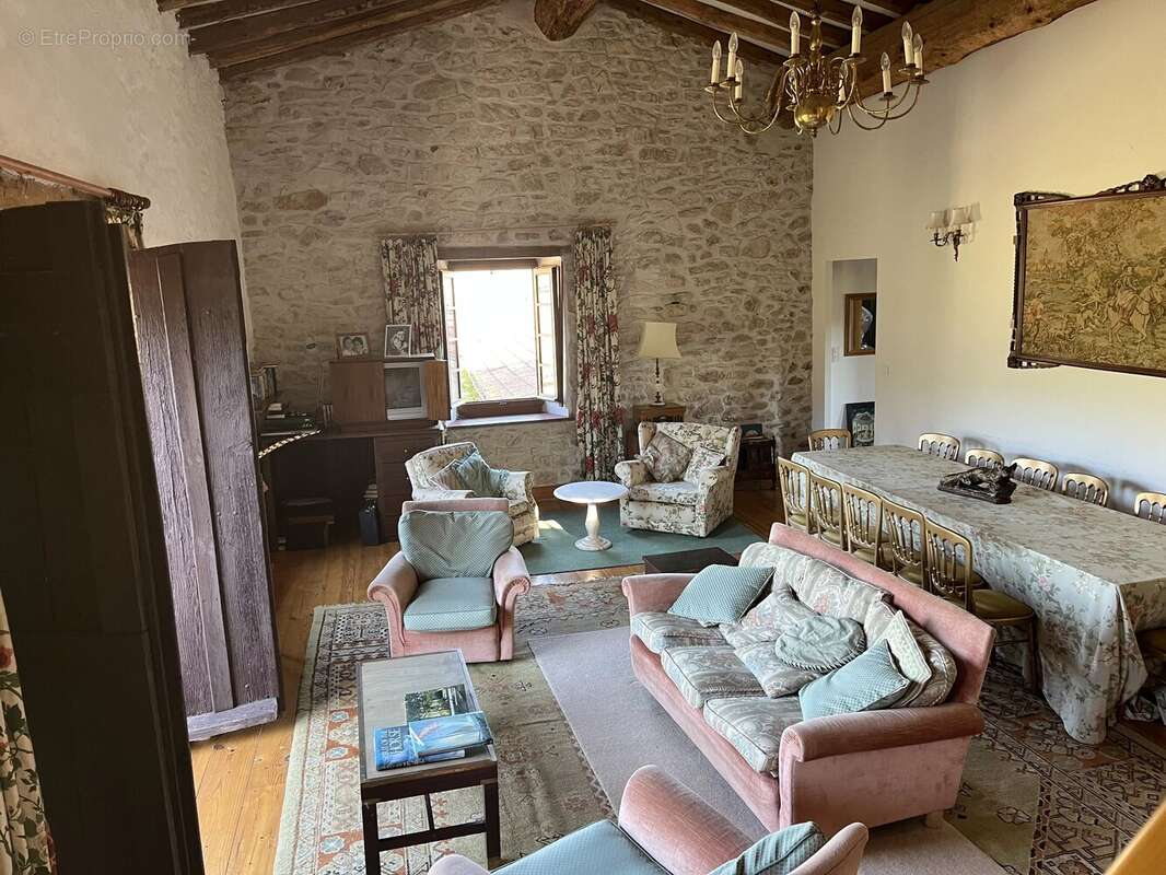 Appartement à PUIVERT