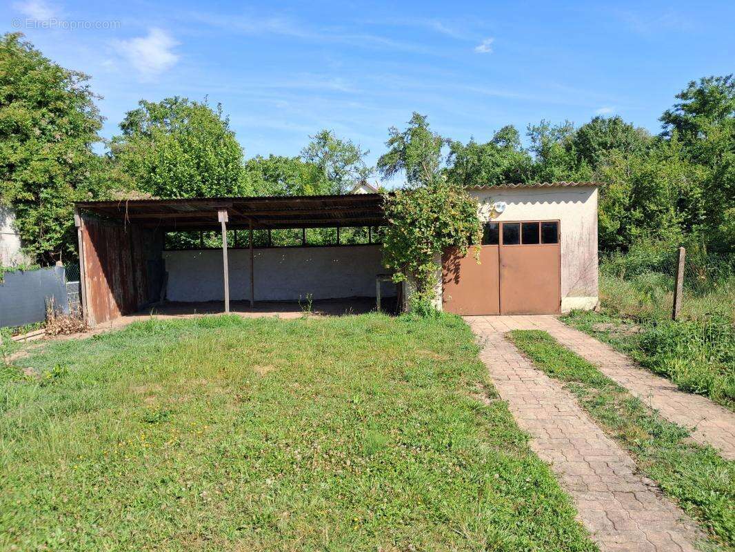 Maison à COSNE-COURS-SUR-LOIRE