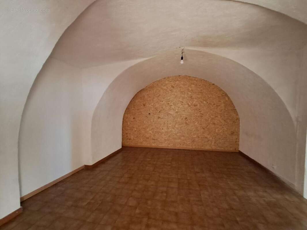 Photo 2 - Appartement à SAINT-FLORENT-SUR-AUZONNET