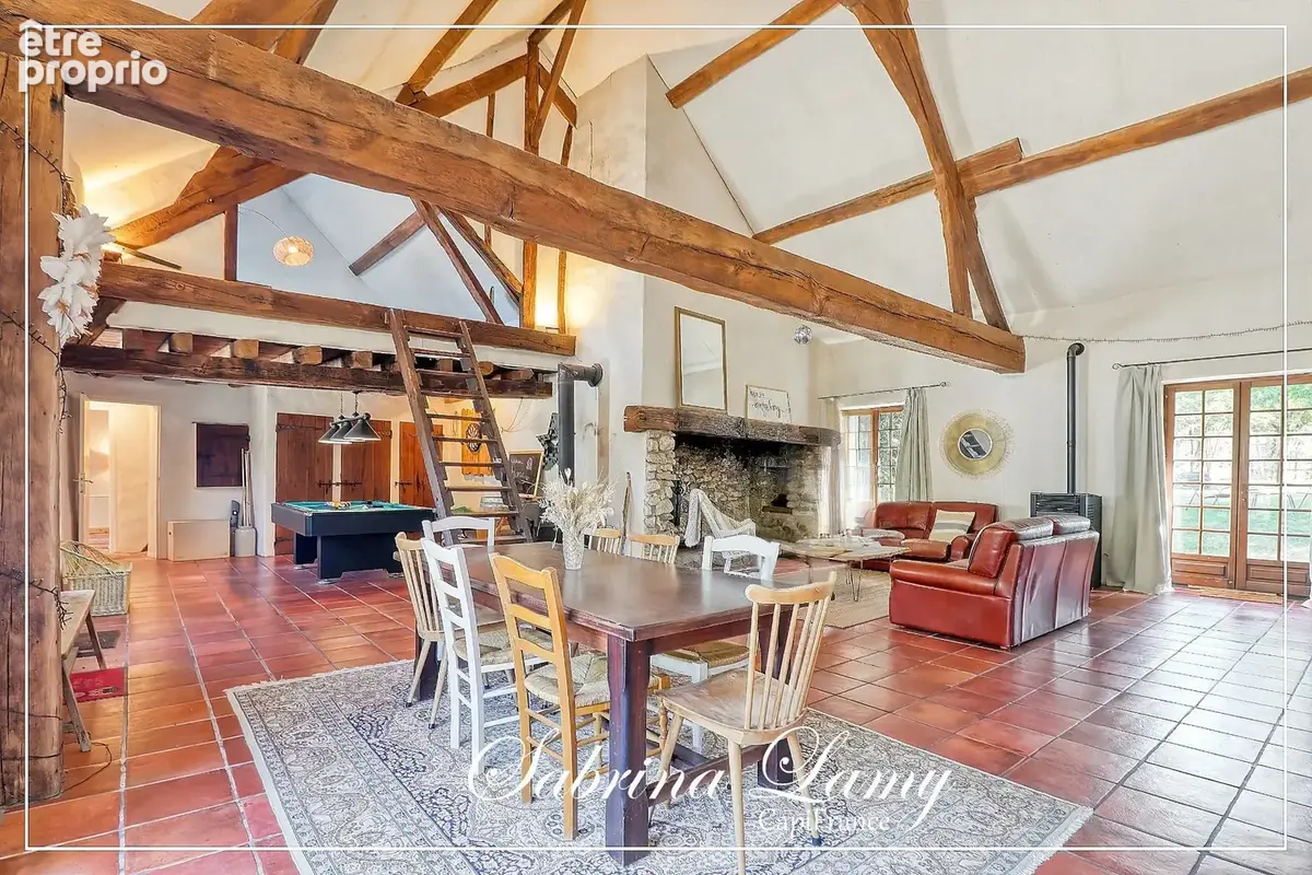 Maison de campagne de caractère – 201m² – beaux volumes – 5 chambres – terrain 898 m² – fromentières - photo 3