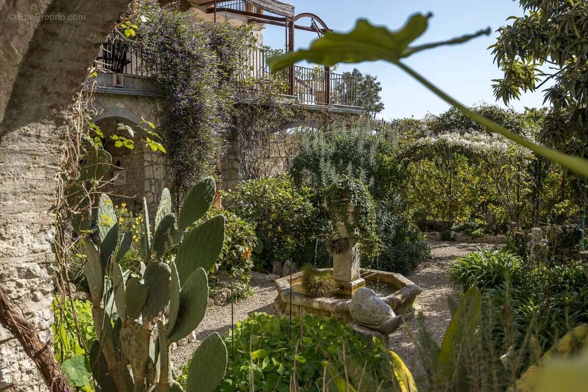 Maison à LA COLLE-SUR-LOUP