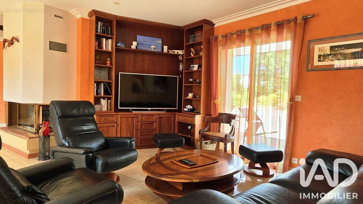 Maison 212 m² à Surzur  - photo 6
