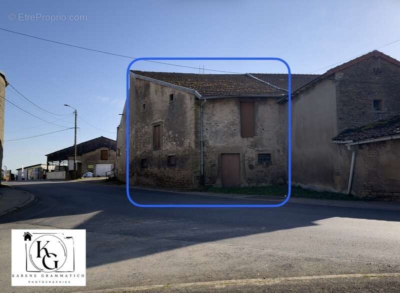 Maison à MAIRY-MAINVILLE
