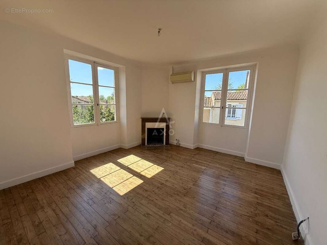 Maison à PAIZAY-NAUDOUIN-EMBOURIE