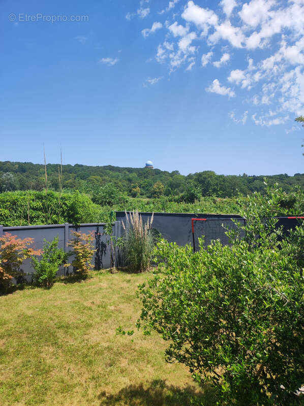 COUBRON - Maison 8 pièces de + de 210 m2 avec 4 chambres avec sous-sol total et jardin - photo 2