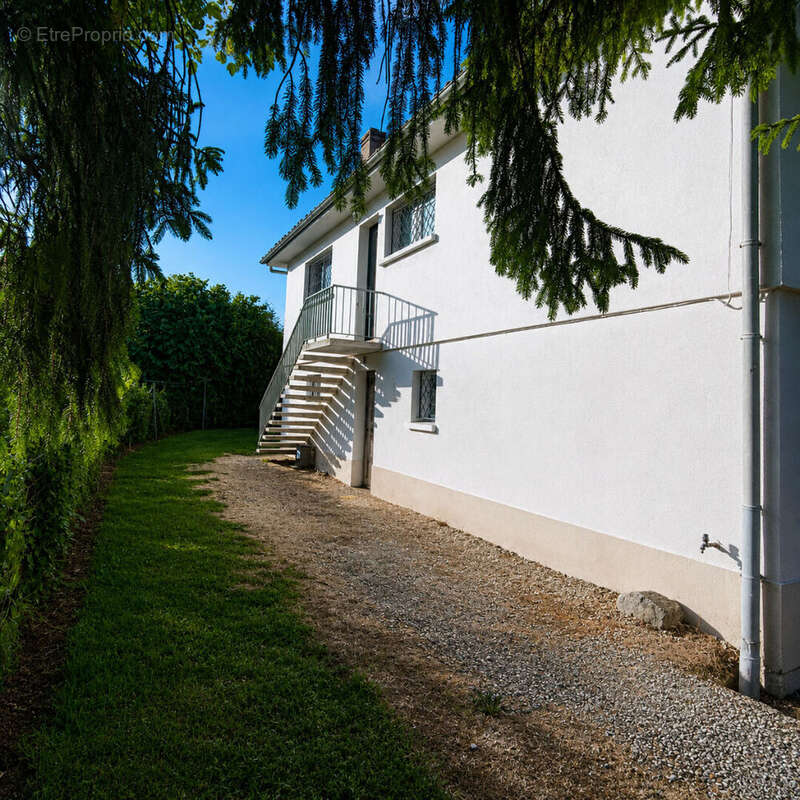 Maison Cognac 5 pièces - photo 8