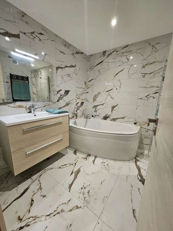 Appartement à CAGNES-SUR-MER