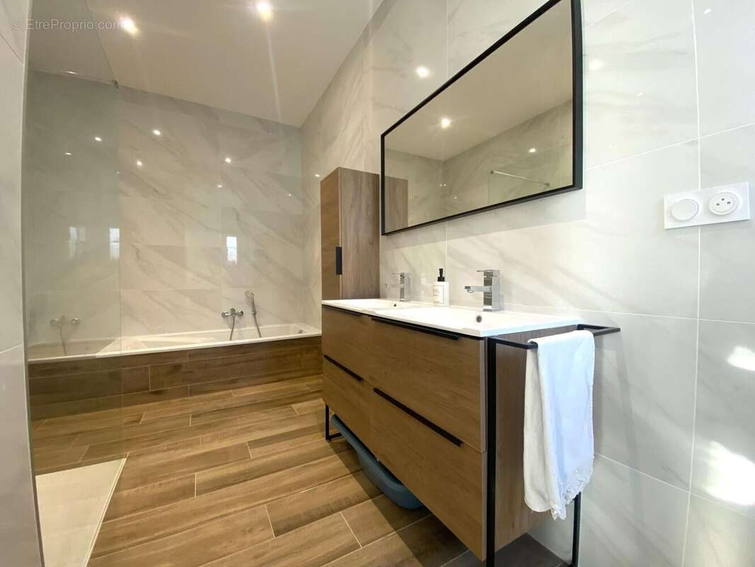 Photo 9 - Maison à LA ROCHELLE