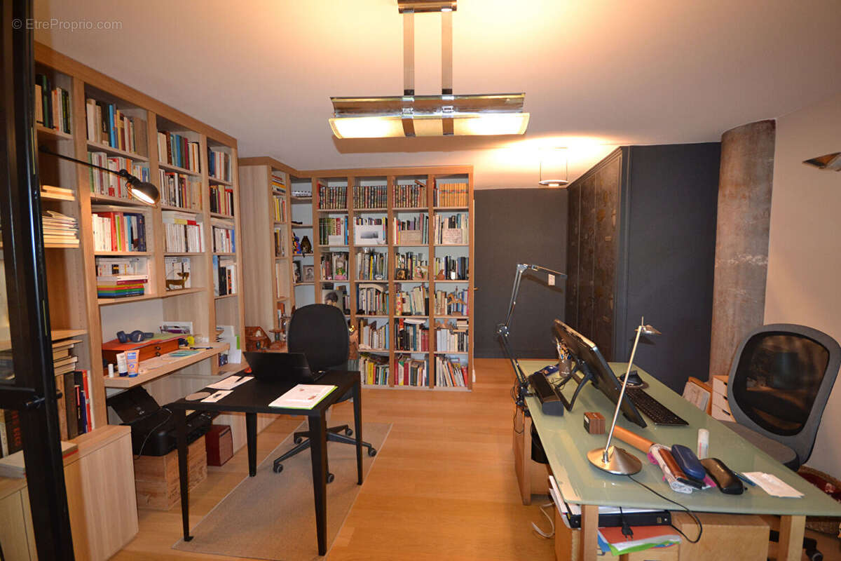 Aix Les Bains, T4 de 178 m² dans un ancien palace - photo 5