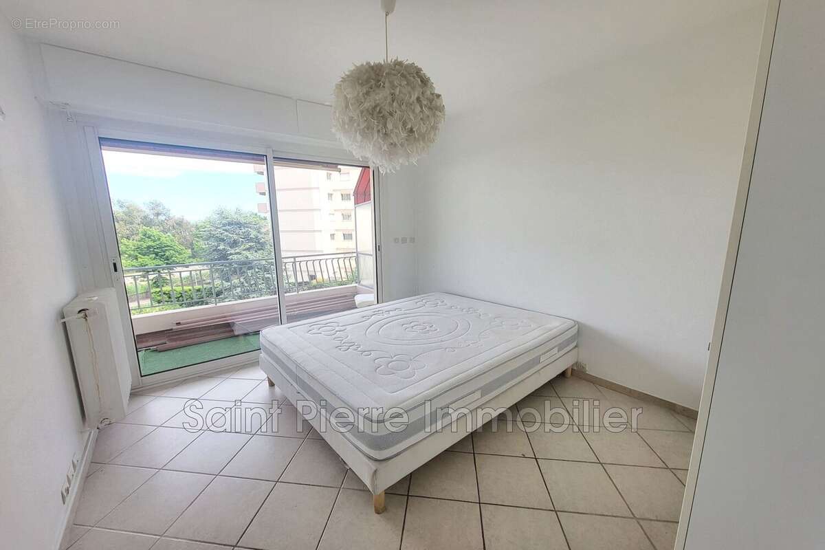 Appartement à CAGNES-SUR-MER