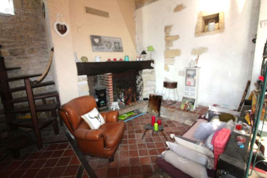 Maison à BRINON-SUR-BEUVRON