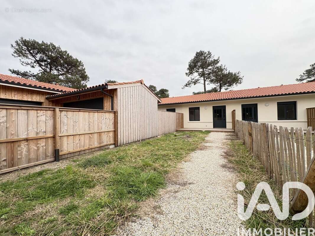 Photo 9 - Appartement à VENDAYS-MONTALIVET