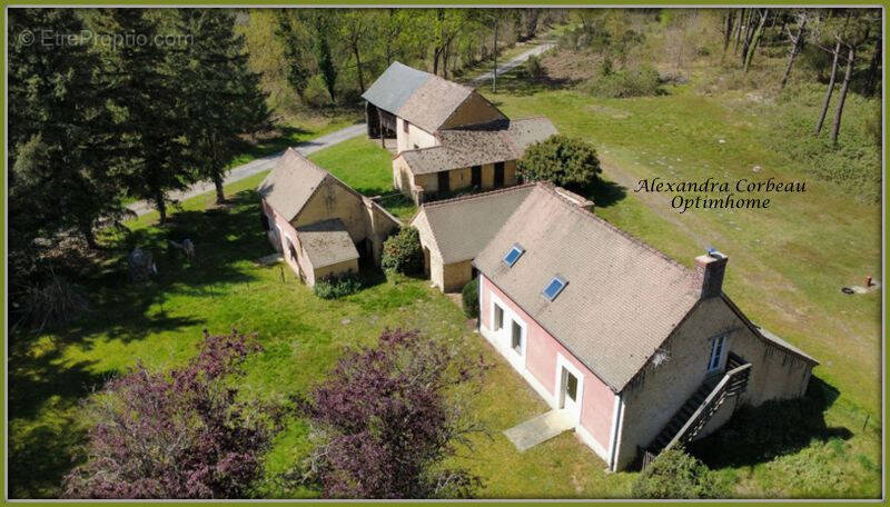 Maison à ECOMMOY