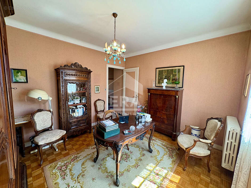 Maison Pineuilh 7 pièces, 180 m2 habitable, 5 chambres, garage,  à pied de la ville et de la gare - photo 12