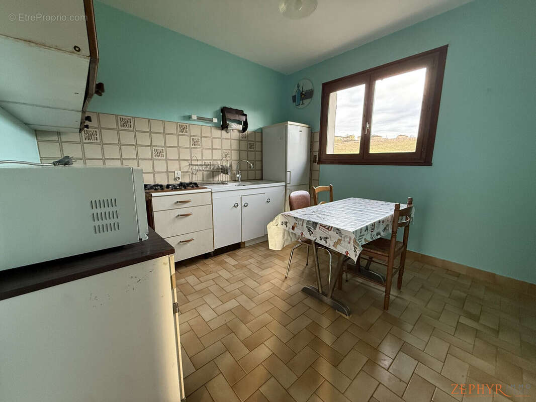 Maison à LETRA