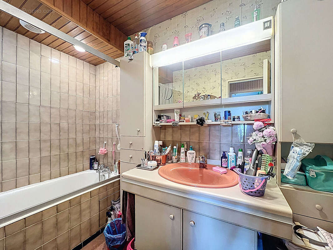 Appartement à NANTERRE