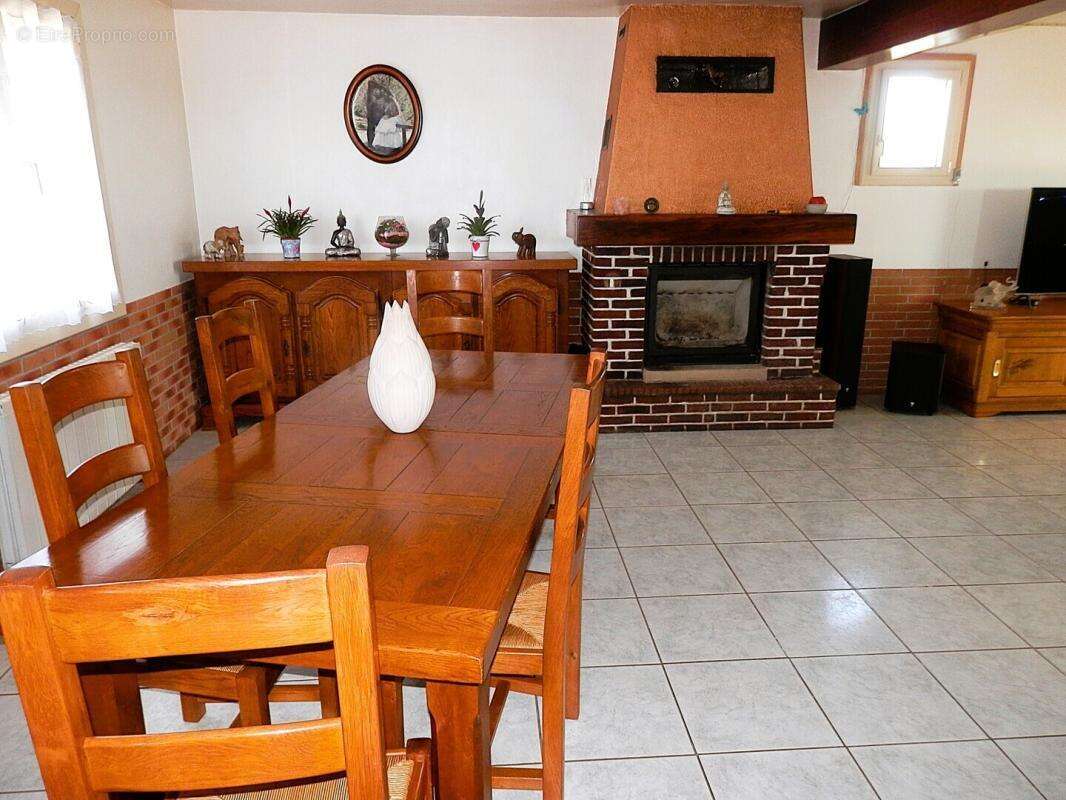 Maison à POIX-DE-PICARDIE