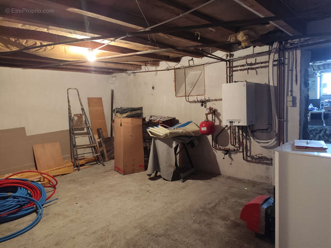 Maison 184,6 m2 avec appartement T2 et piscine centre de ST BERTRAND DE COMMINGES - photo 20