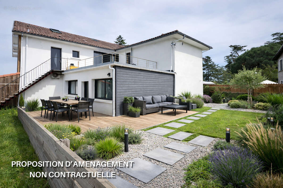 Maison à VIELLE-SAINT-GIRONS