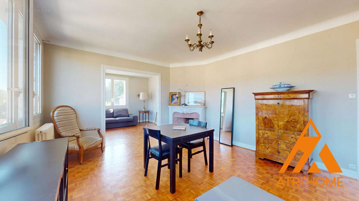Appartement 92 m² à Aurillac  - photo 3