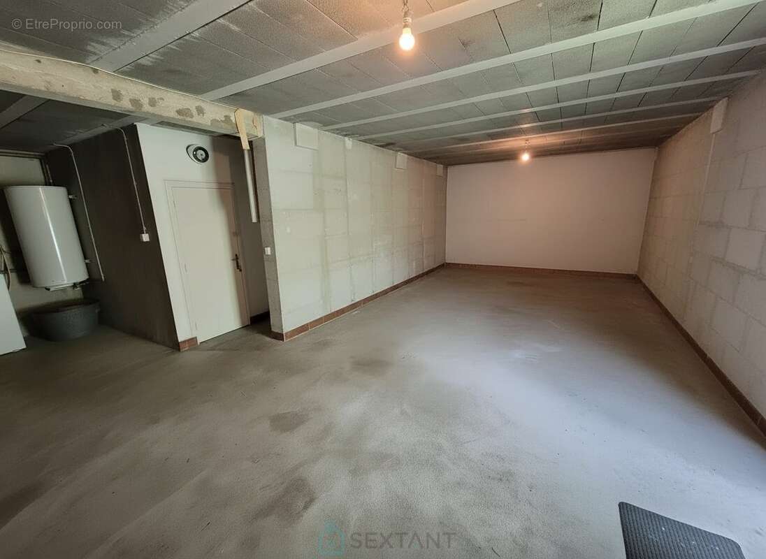 Maison sur parcelle constructible de 1100 m² - photo 8
