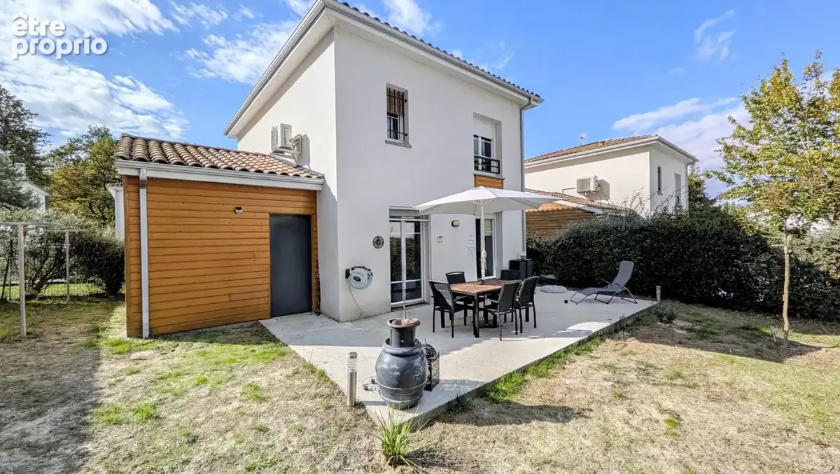 Maison trois chambres bourg de Saint-Selve - photo 1
