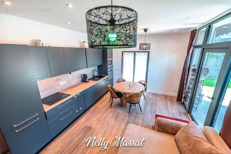 Appartement à LA RAVOIRE