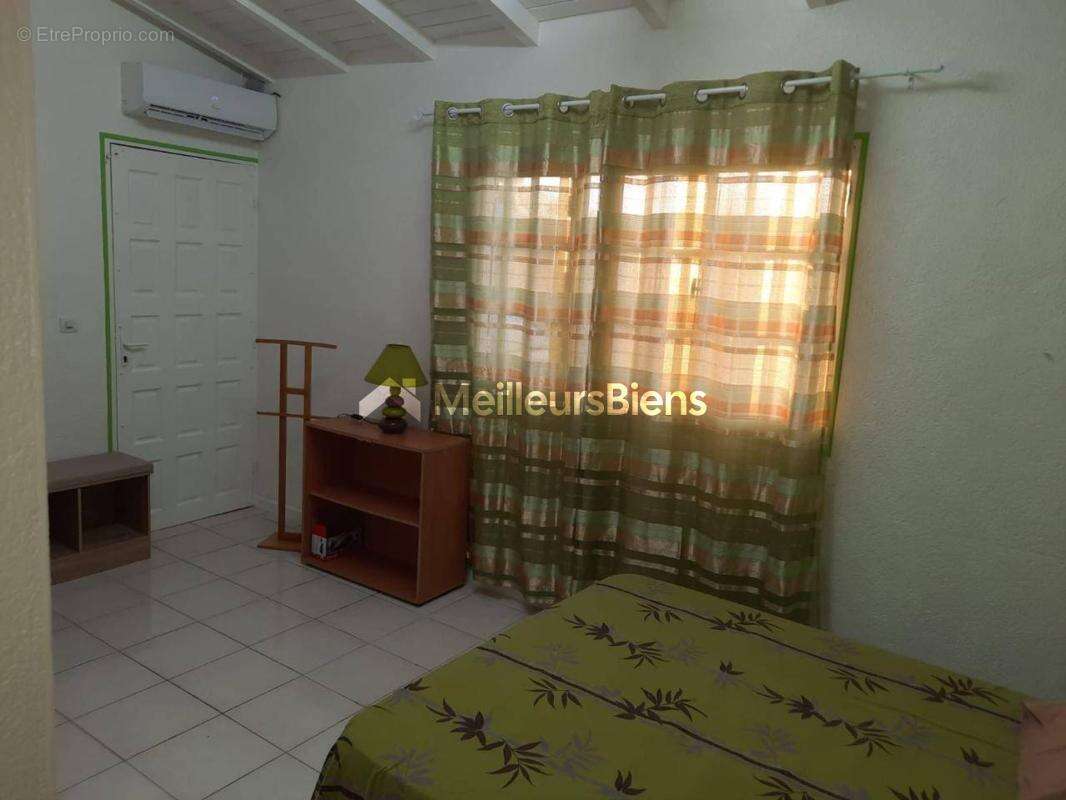 Maison à SAINTE-ANNE