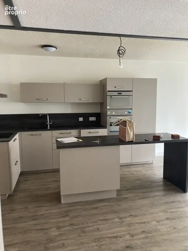 Appartement 4 pièces avec cuisine équipée et balcon AURILLAC (15000) - photo 9