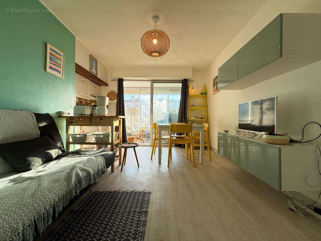 Appartement à VAUX-SUR-MER