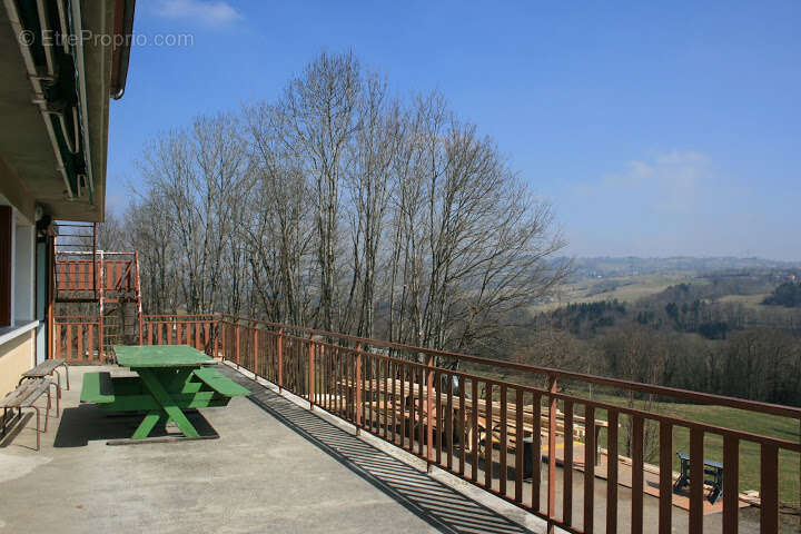 Maison à CRUSEILLES