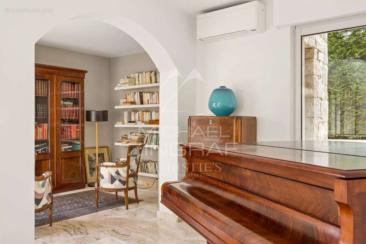 Maison à ANTIBES