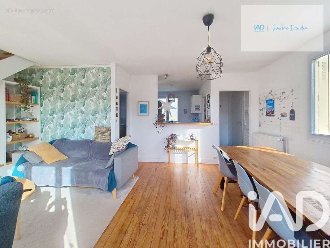 Photo 3 - Maison à LE COUDRAY-MONTCEAUX