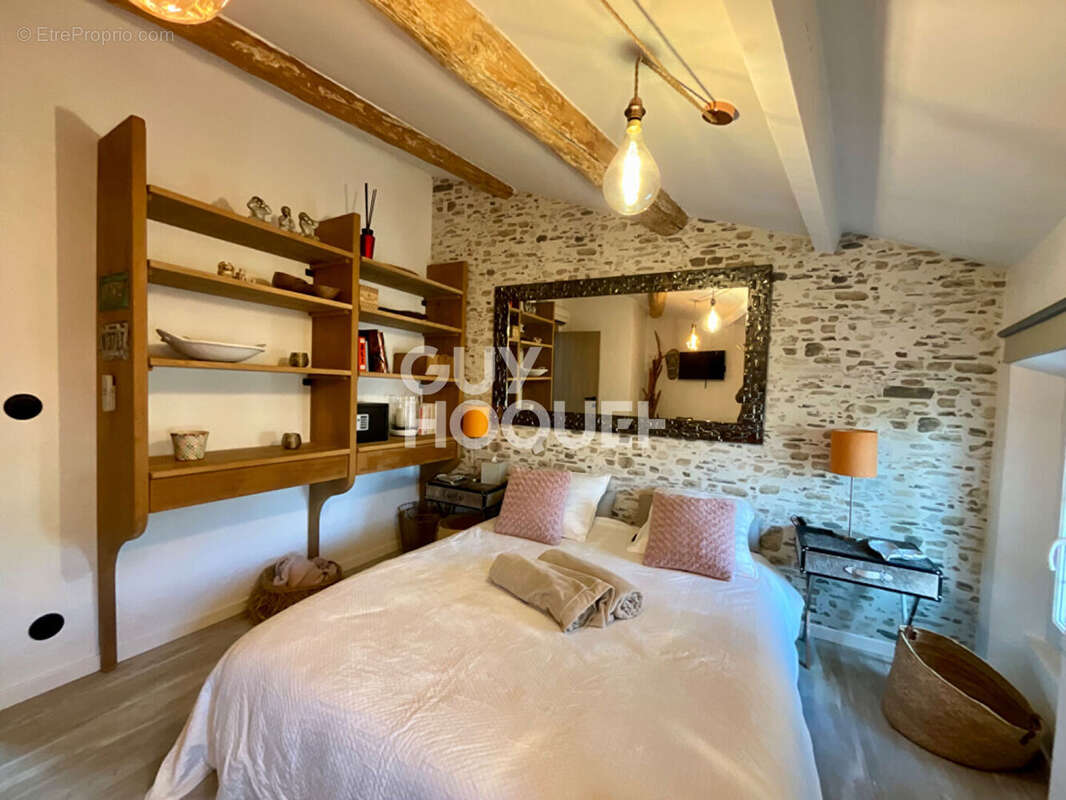 Maison à PLAN-DE-LA-TOUR