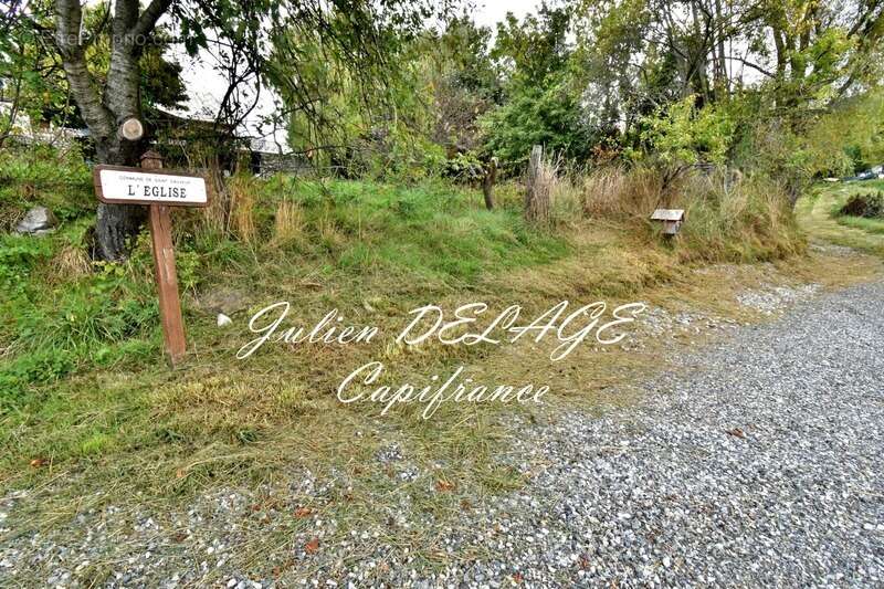 Terrain à SAINT-SAUVEUR