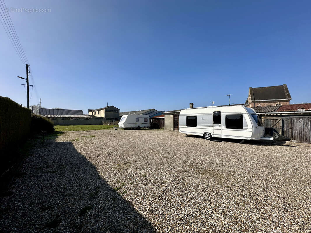 Terrain à SAINT-NICOLAS-D'ALIERMONT