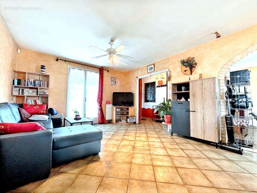 Maison à THOREY-EN-PLAINE