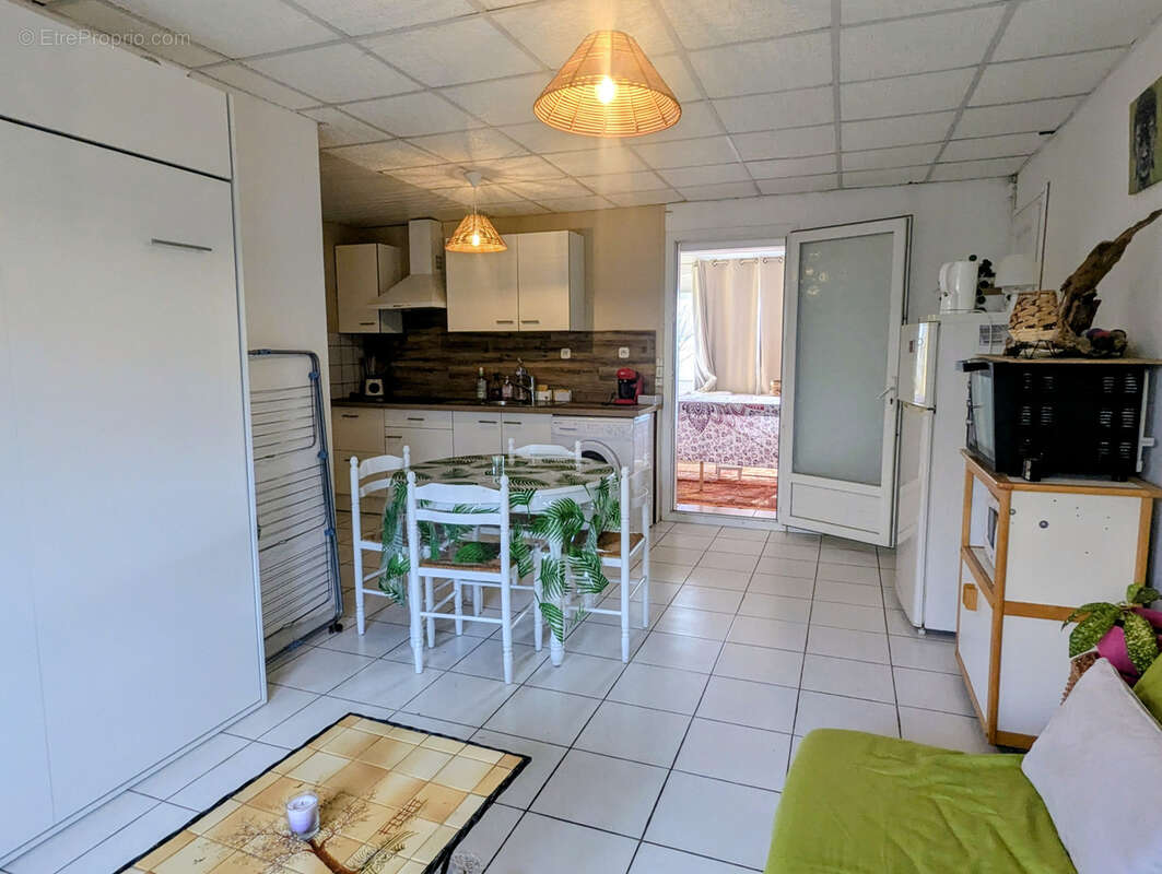 Maison à COURSAN