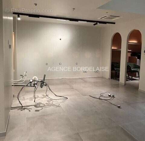 Commerce à BORDEAUX