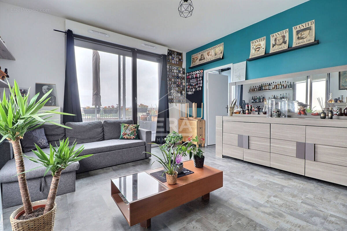 Appartement à LA COURNEUVE