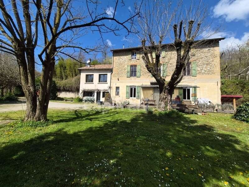 Maison à ROMANS-SUR-ISERE