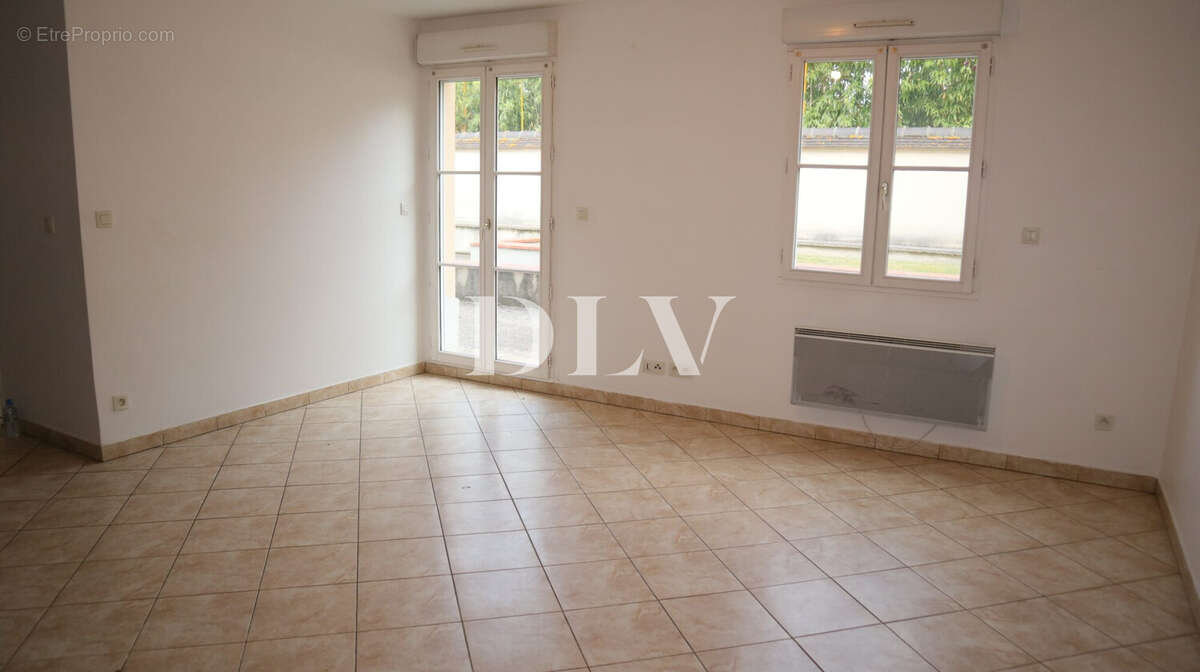 Maison à MONTEREAU-FAULT-YONNE