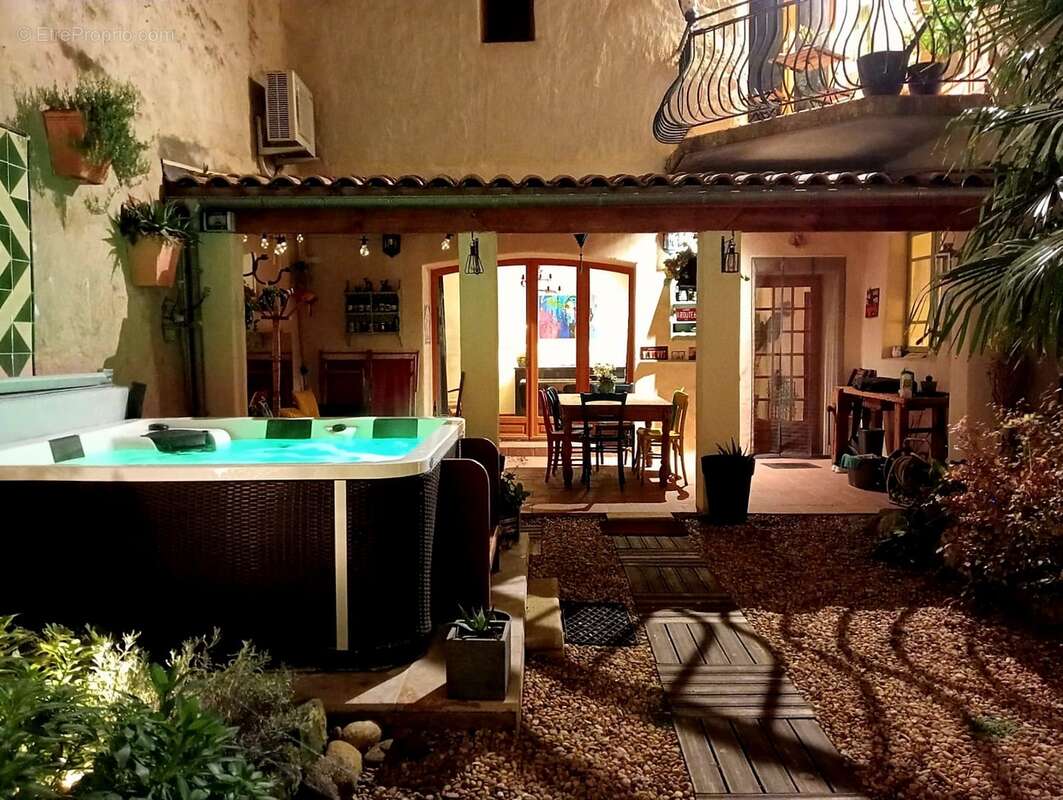 Maison à COLOMBIERS